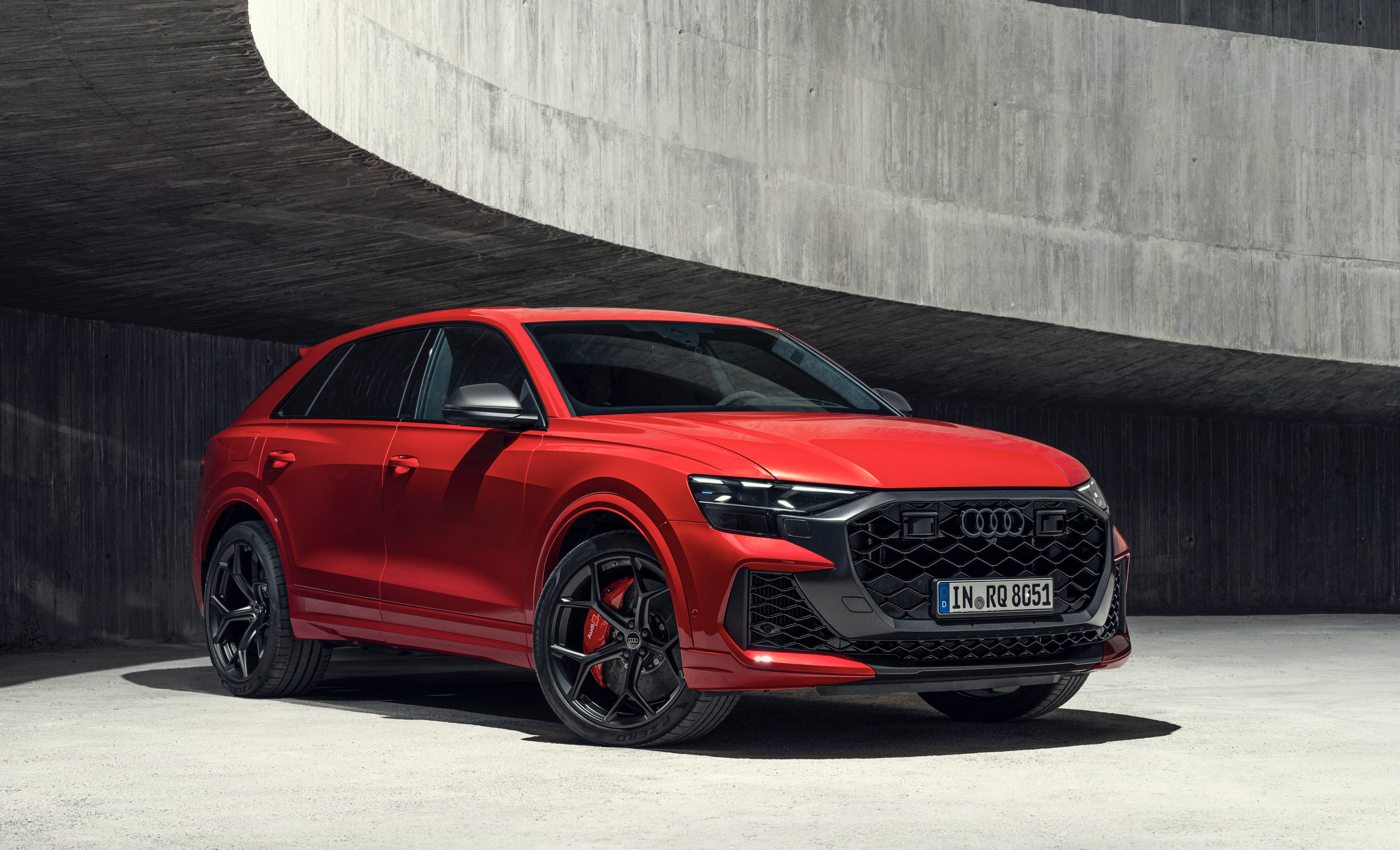 AUDI RSQ8 PERFORMANCE | NOVÝ FACELIFT | NEJSPORTOVNĚJŠÍ SUV | V8 BITURBO 640 KONÍ | BLOG | PRVNÍ OBJEDNÁVKY ONLINE | AUTOiBUY.com